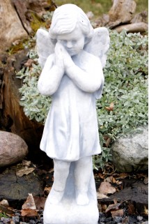 Figura modlącego się anioła