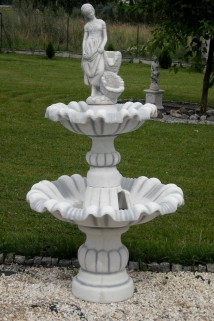 Dwupoziomowa fontanna